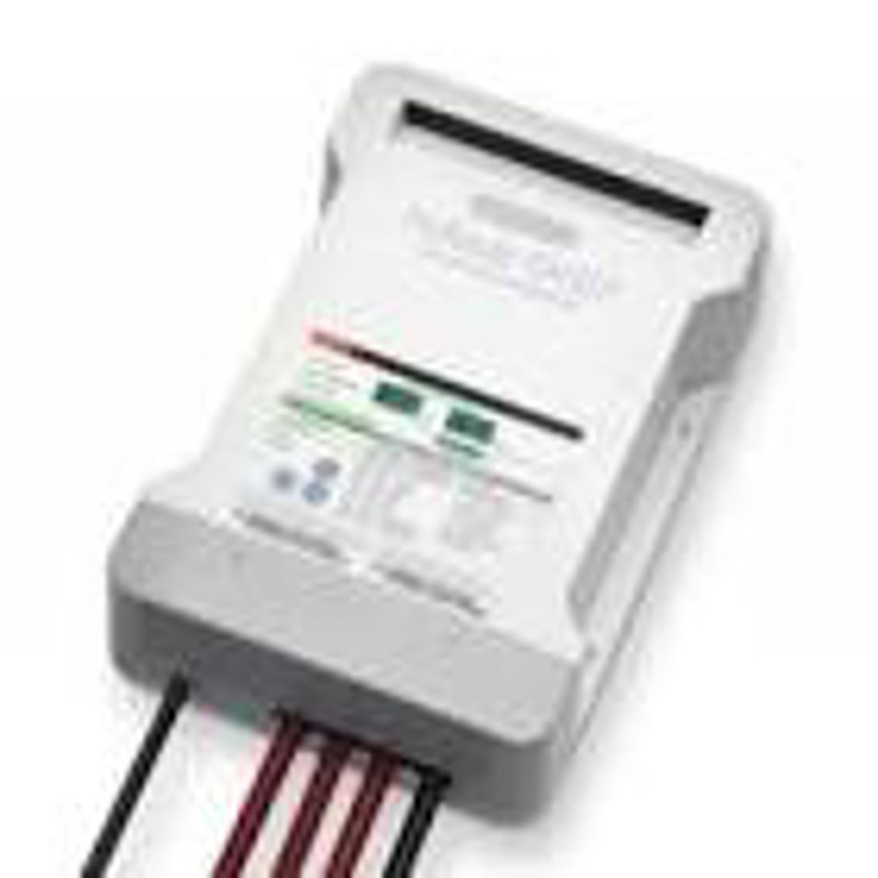 PROMARINER PRONAUTIC BATTERY CHARGER 12.30P, 30AMP, 3 BANK, 12V DC