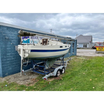 1980 24.5 ft Tanzer Yachts 7.5 Sailboat