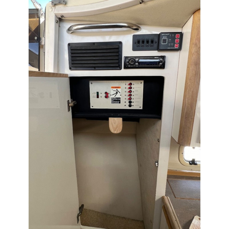 1995 Maxum 2700 SCR