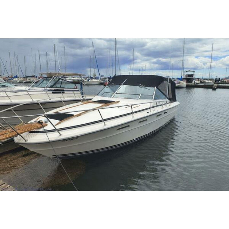 1977 Sea Ray 30 ft Weekender
