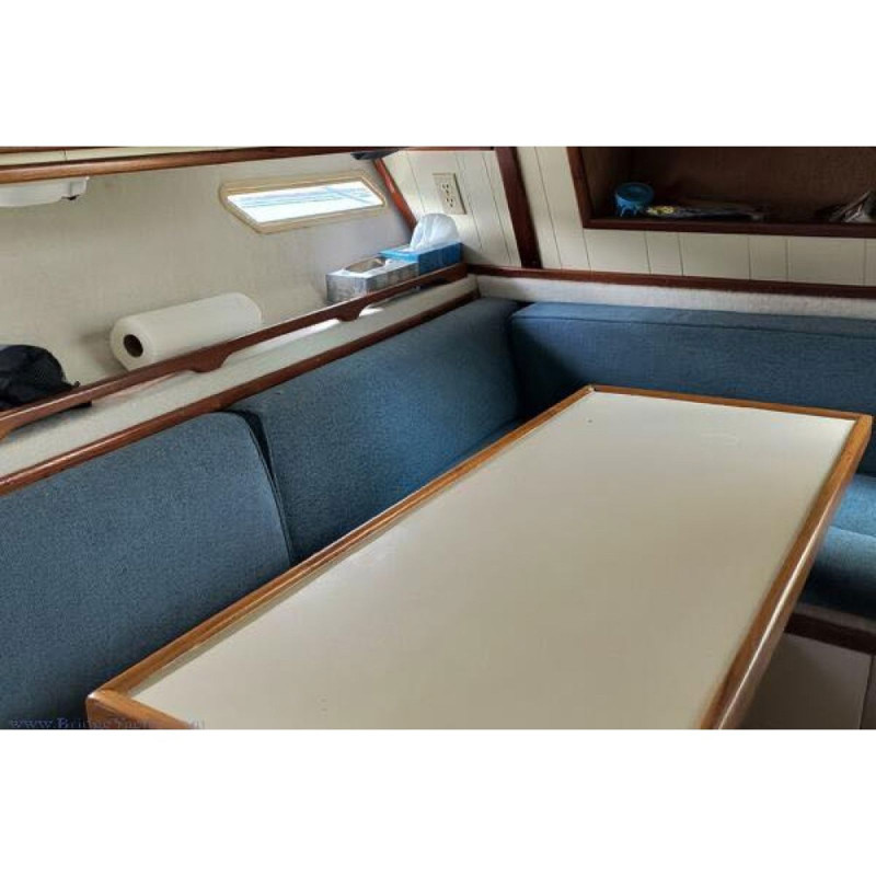 1977 Sea Ray 30 ft Weekender