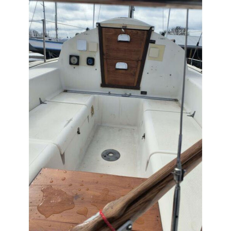 Tiller 16 Single Console welded aluminum boat