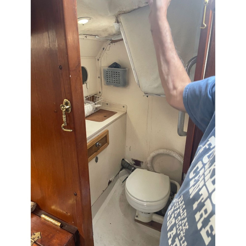 Mink 18 DC welded aluminum boat