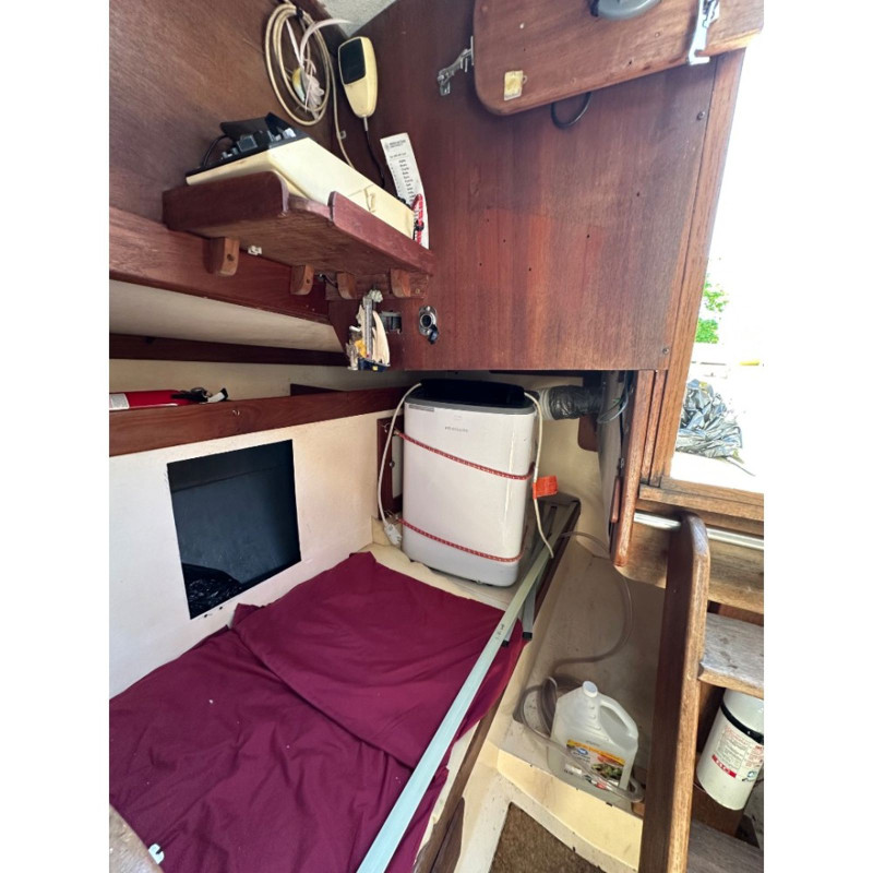 1971 Tartan 30 Sailboat