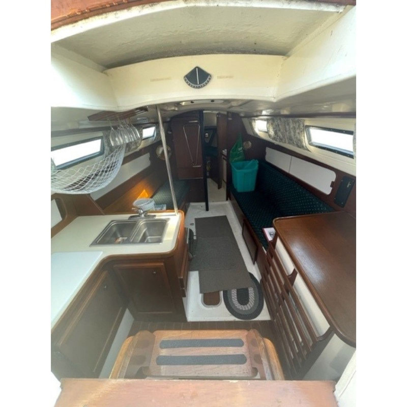 1982 Seafarer 30 Sailboat