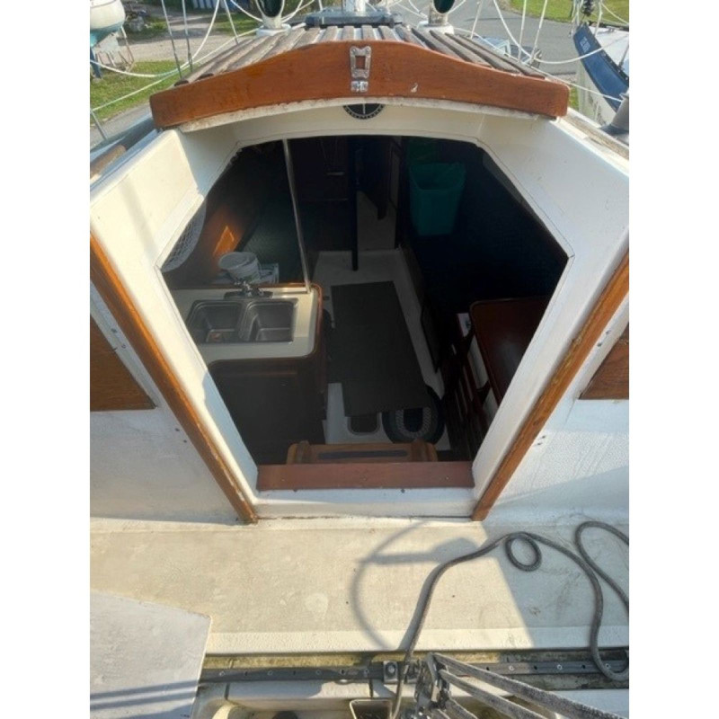 1982 Seafarer 30 Sailboat
