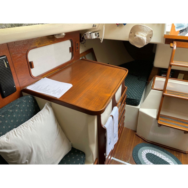 1982 Seafarer 30 Sailboat