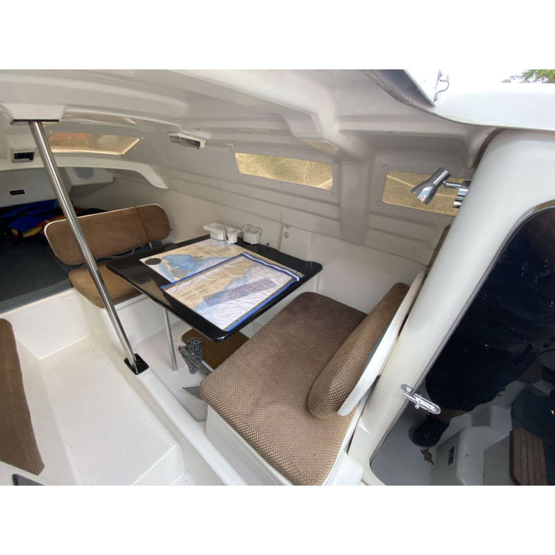 1996 MacGregor 26X – Versatile Sail & Power Cruiser