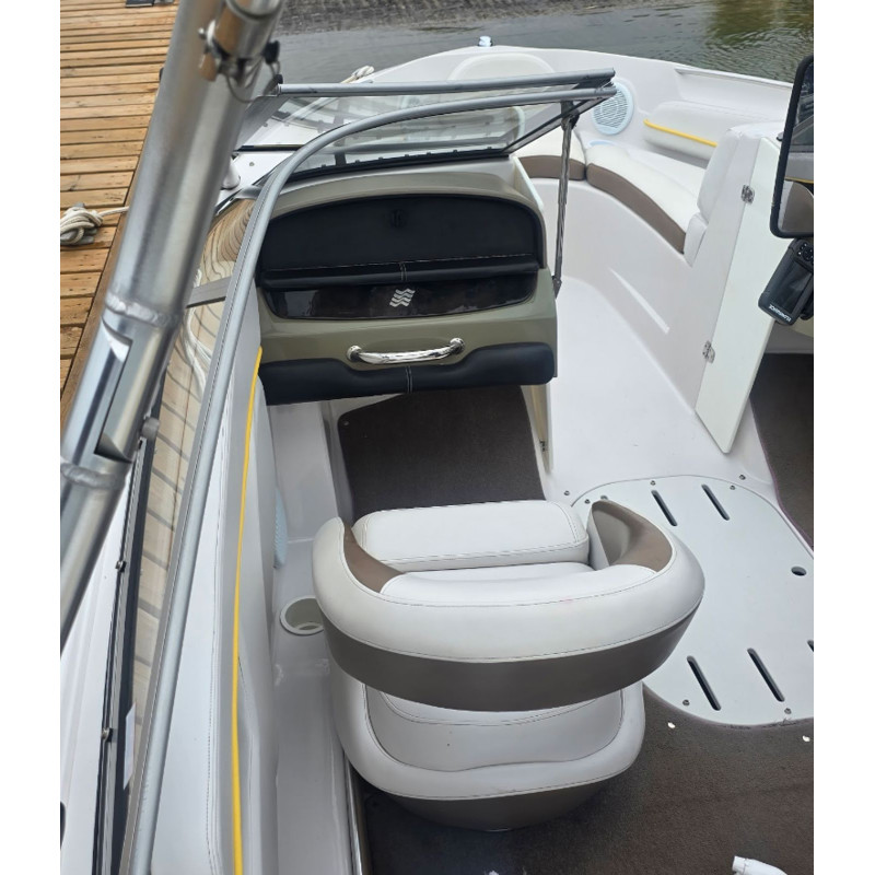 2007 Four Winns Horizon 200