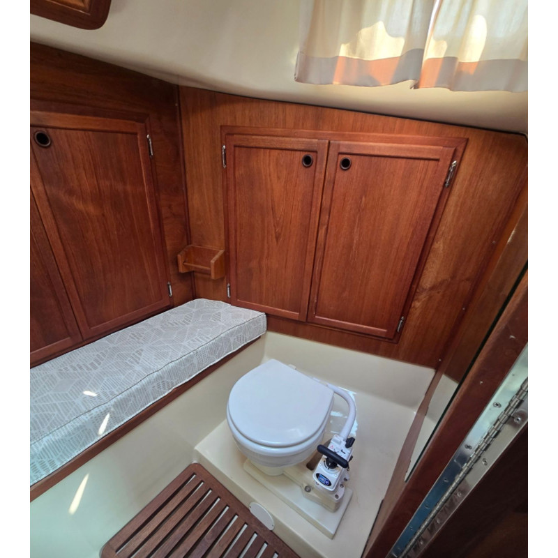 1986 Bayfield 29 Cutter