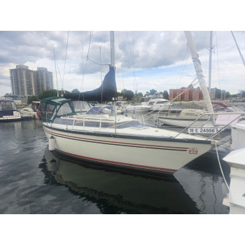 1982 Dufour 31 Sailboat