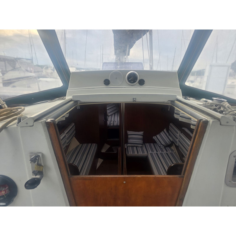 1982 Dufour 31 Sailboat