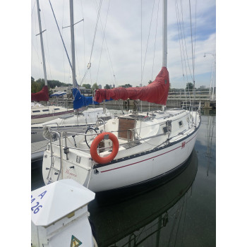 1980 Hunter 30 Sailboat