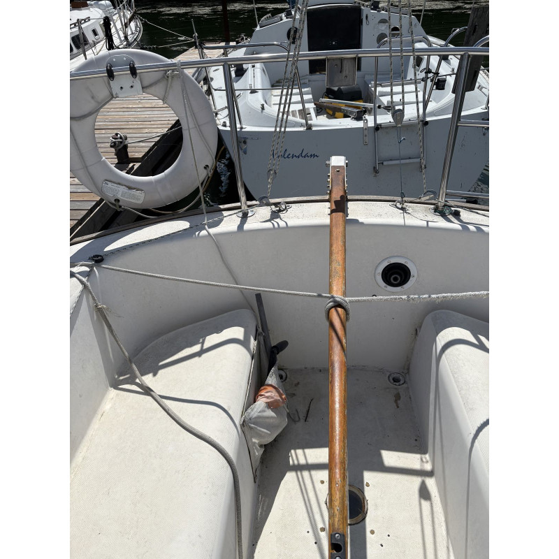 1981 Pearson Flyer Sailboat