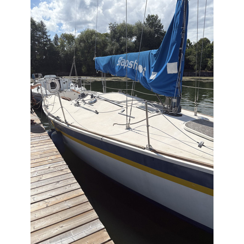 1981 Pearson Flyer Sailboat