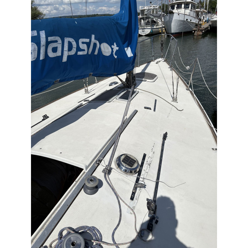 1981 Pearson Flyer Sailboat