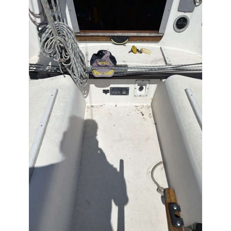 1981 Pearson Flyer Sailboat