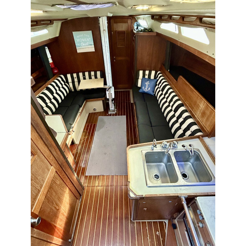 1988 C&C 38 Mk III Sailboat