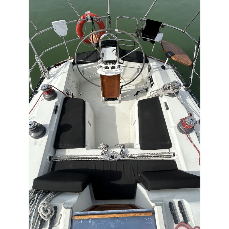 1988 C&C 38 Mk III Sailboat