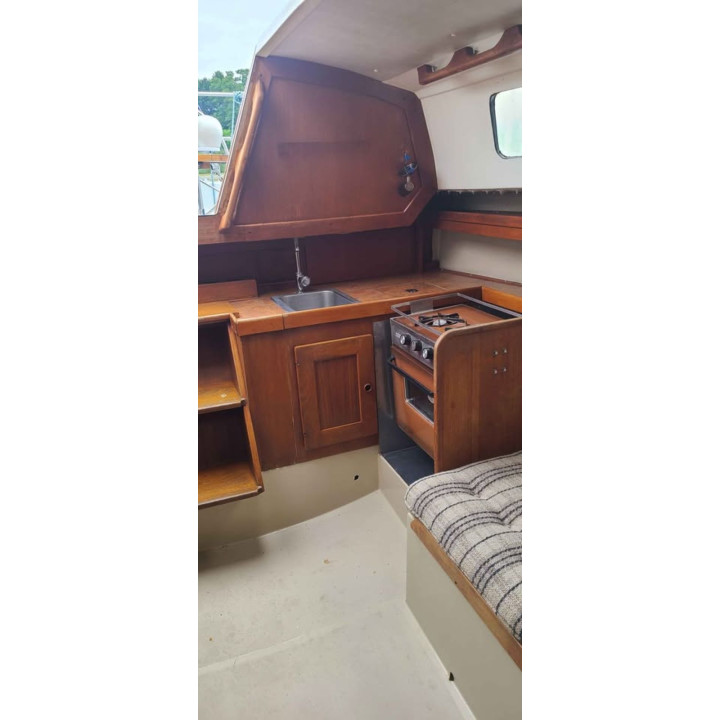 1981 CAL 31 Sailboat