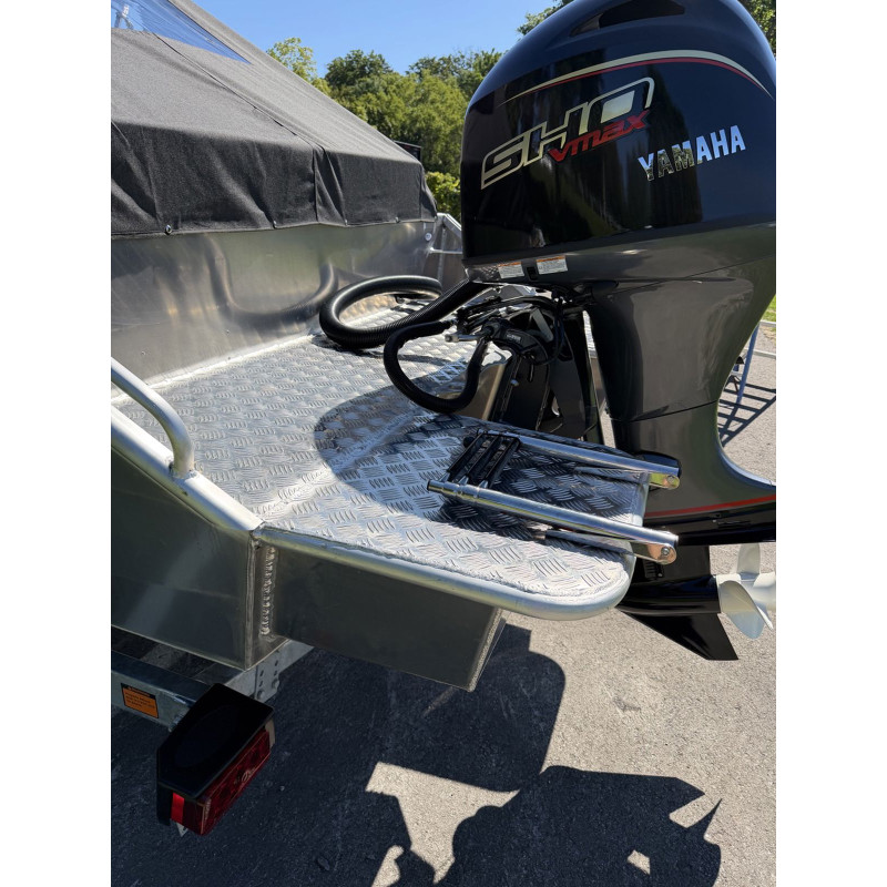 STANLEY MINK 18 DC WELDED ALUMINUM BOAT