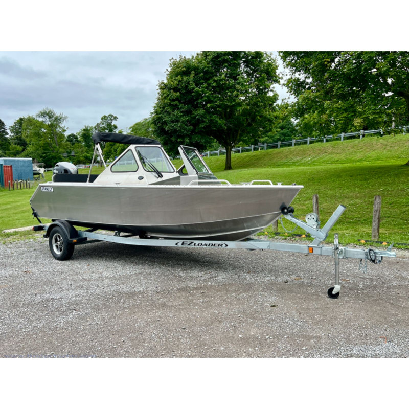 STANLEY MINK 18 DC WELDED ALUMINUM BOAT