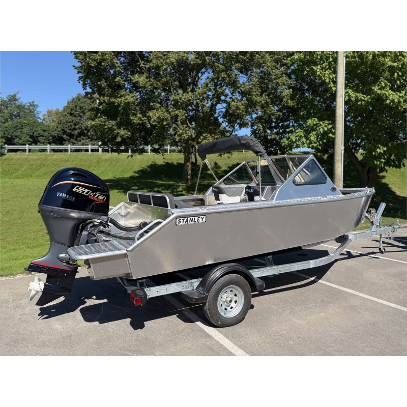 STANLEY MINK 18 DC WELDED ALUMINUM BOAT