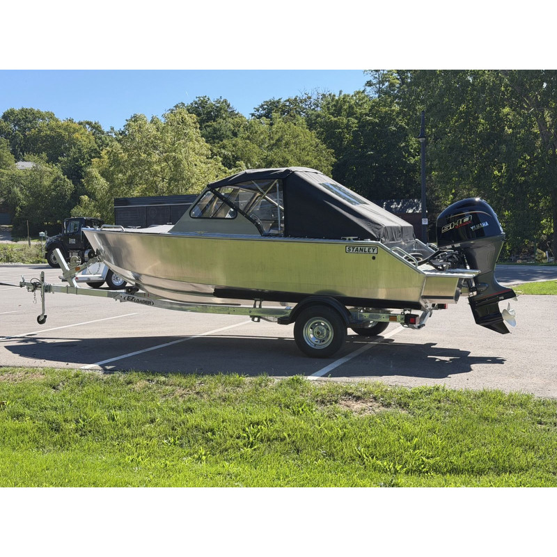 STANLEY MINK 18 DC WELDED ALUMINUM BOAT