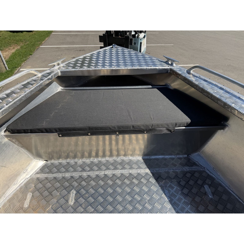 STANLEY MINK 18 DC WELDED ALUMINUM BOAT