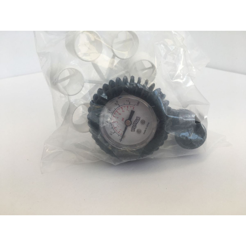 DIAL PRESSURE GAUGE UNI, UPTO 8PSI SP125/0.5