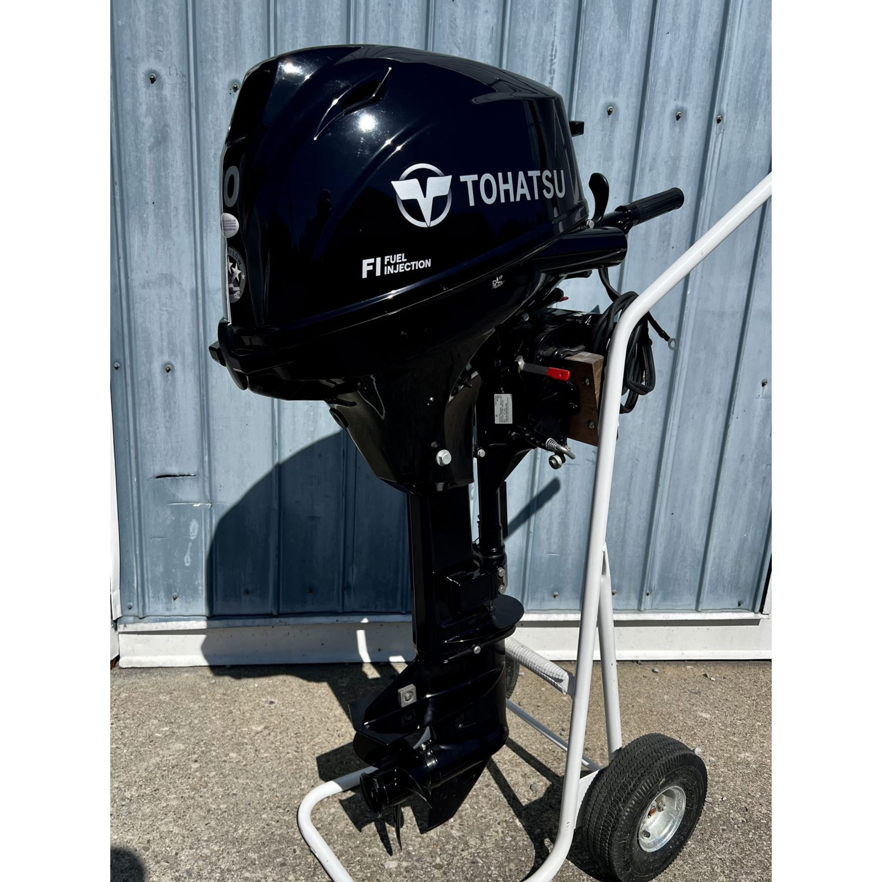 USED DEMO 20 HP TOHATSU OUTBOARD, MFS20EEFL, EFI, LONG SHAFT, TILLER, ELEC START, INC FUEL TANK & HOSE